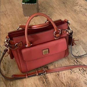 Dooney & Bourke purse